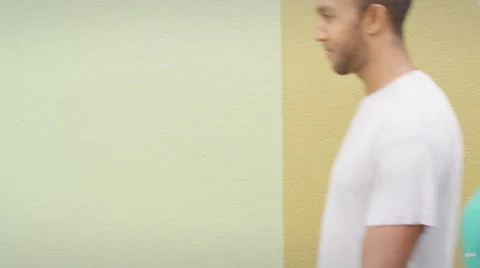 Medium shot of couple pointing into shop window 스톡 동영상 44791949