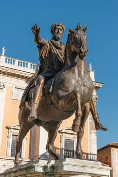 Medium shot of the equestrian statue of Marcus Aurelius, in the Piazza del .. Foto stock