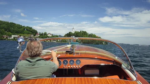 Medium Shot, Point Of View, 30 Seconds Or Greater, Outdoors, Day, Caucasian Stock Footage 94016374