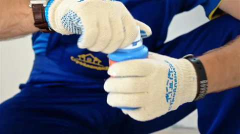 Medium shot worker open the jar Stock Footage 65287883