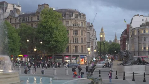 Medium static clip of Trafalgar Square, Elizabeth Tower and Whitehall 库存影片 331348156