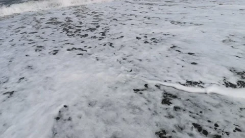 MEDIUM VIEW SEA WAVE WITH BLUE SKY IN THE AFTERNOON Video stock 203094544