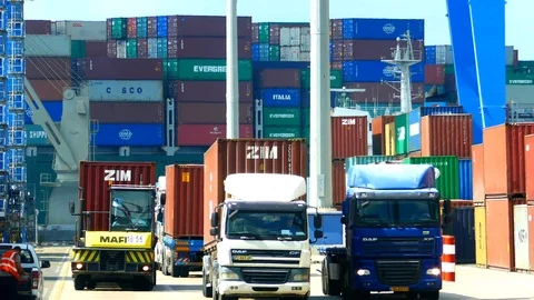 Mega container ship with container yard 4k intro video for business Stock Footage 96190952