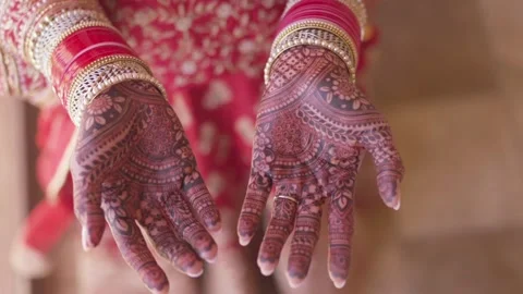 Simple Mehndi Designs Styles Easy and New Arabic Front Hand in 2023