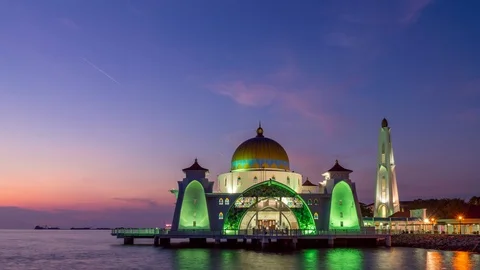 Melaka Strait Mosque Day To Night Sunset Timelapse 動画素材 102670899