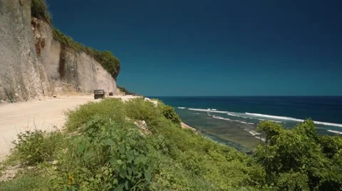 Melasti limestone cliff overlooking ocean (Ungasan, Bali) Video stock 63579756