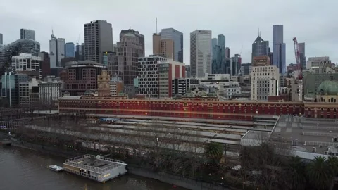 Melbourne CBD and Yarra River - Stunning Aerial View 4k Video stock 304260552