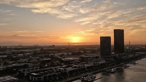Melbourne City Sunset Time-Lapse over Yarra River Stock Footage 338172491