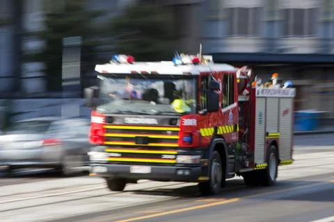 A Melbourne fire engine responding to an emergency in the city centre, Austra Stock Photos