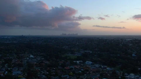 Melbourne, skyline at sunset, pull away Video stock 121941855