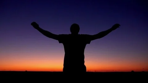 Melbourne, St Kilda Beach: Reaching the top, Boy silhouette, slow motion Stock-Footage 70166980