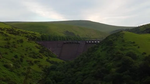 Meldon Dam Framed by Steep Dartmoor Hills. West Devon Видео 338060245