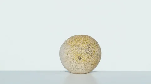 Melon exploding, Ultra Slow Motion 스톡 동영상 86578746