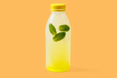 Melon lemonade with melon puree, mint, melon syrup, ice, sparkling water on.. Stock Photos
