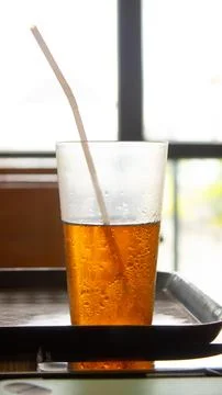Melted Iced Tea – Abandoned Refreshment Concept Foto stock