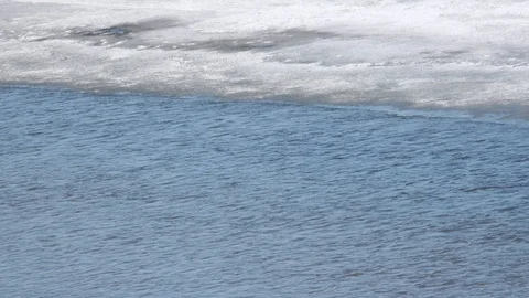 Melting big river 動画素材 105648775