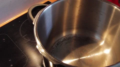 Melting butter in a pot Stock Footage 40275361