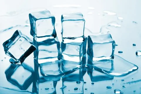 Melting ice cubes 스톡 사진