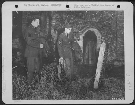 Members Of The 8Th Bomber Command Take Advantage Of Their Off Duty Hours T... Stock Photos