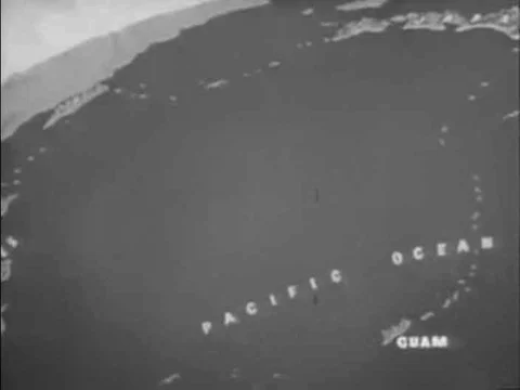 Members of the US Navy decode morse code coming from the coast of Guam in the Vídeos de archivo 75759622