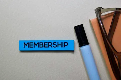 Membership text on sticky notes isolated on office desk Stock Photos