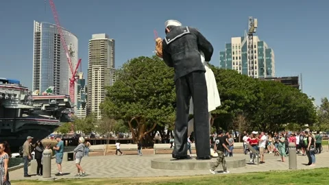 Memorial Day at the Unconditional Surrender or Embracing Peace statue Stock Footage 196107036