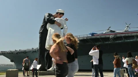 Memorial Day at the Unconditional Surrender or Embracing Peace statue Stock Footage 196109274