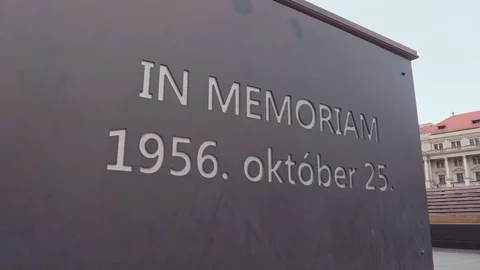 In Memoriam monument at Kossuth Lajos Square in Budapest Stock Footage 129498358