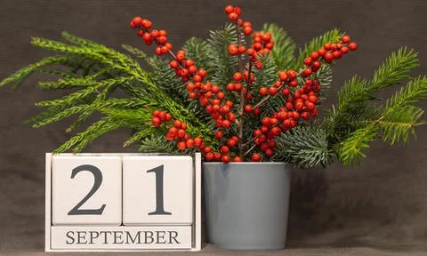 Memory and important date September 21, desk calendar - autumn season. Stock Photos