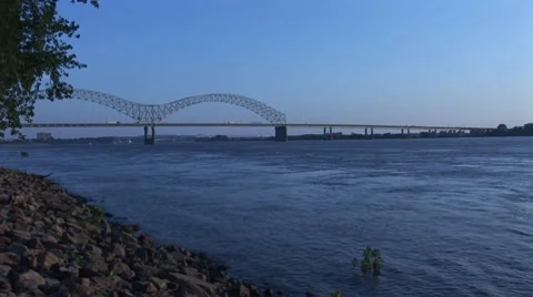 Memphis Bridge 2 Vídeo Stock 7751860