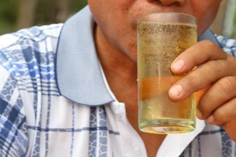 Men drinking alcohol in Thailand. 스톡 사진