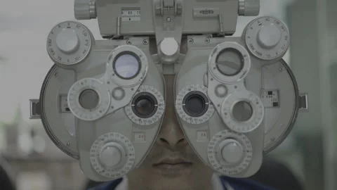 Men eye test in clinic, eye care Stock Footage 305425539