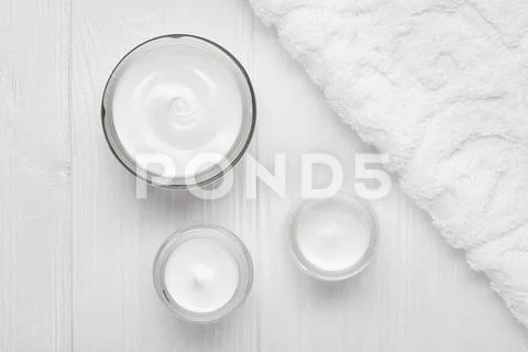 Men hydration cream cosmetic skin, body, face skincare spa wellness hydrate Stock Photos