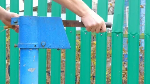 Men Included water column Видео 82153278
