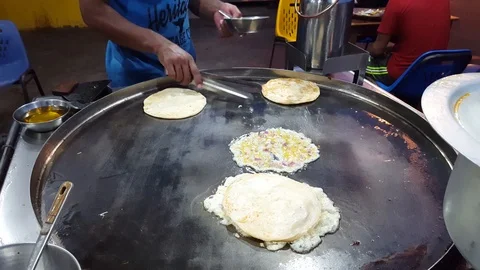 Men Making Anda Paratha - Pizza Paratha For Breakfast 스톡 동영상 97422027
