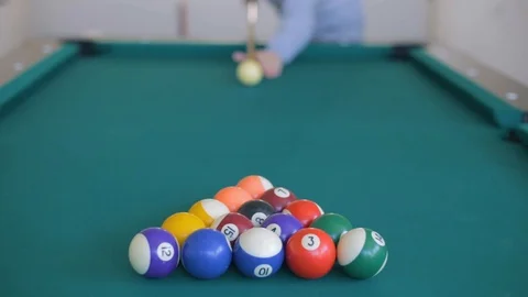 Men Playing Billiard Pool (break shot) 스톡 동영상 126652939