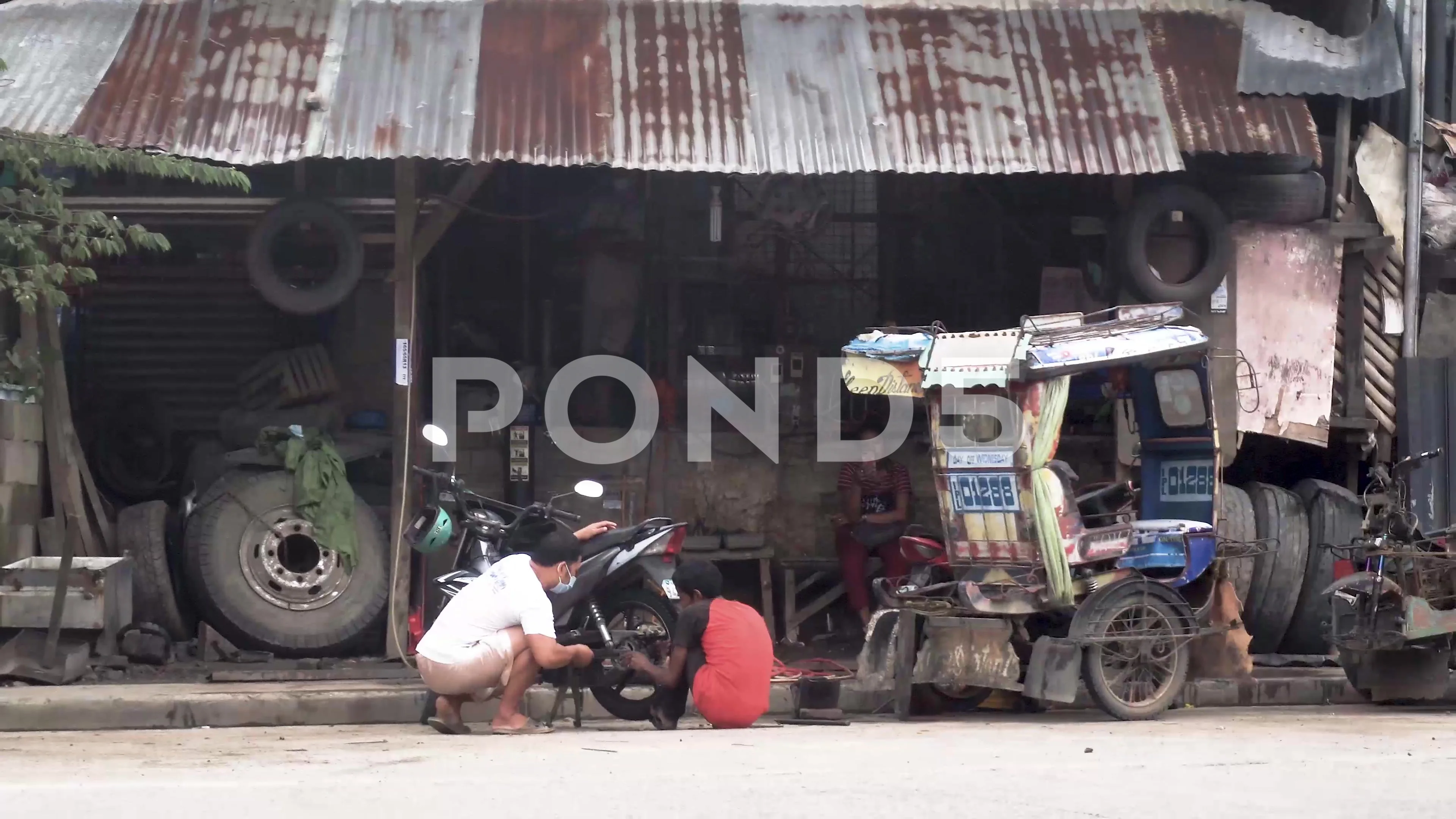 motorcycle vulcanizing shop near me