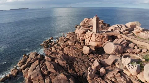 Men Ruz lighthouse on the Pink Granite Coast, Brittany, France Video stock 312602454