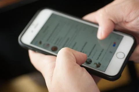 Men typing in Whatsapp 스톡 사진