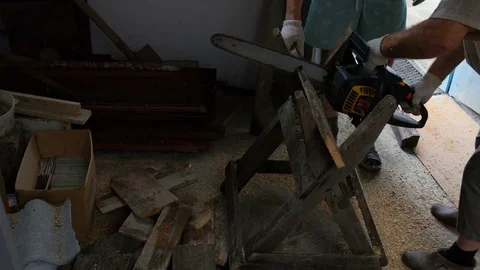 Men work as a chainsaw 스톡 동영상 80194868