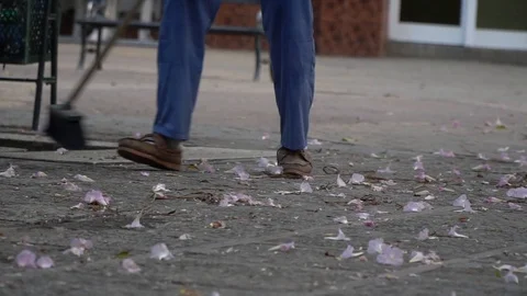 Men at work Stockbeeldmateriaal 98175625