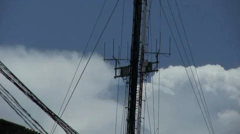 Men Working On Communications Tower 스톡 동영상 1806728