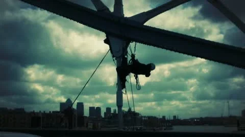 Men working on tower bridge dramatic Video stock 10891488