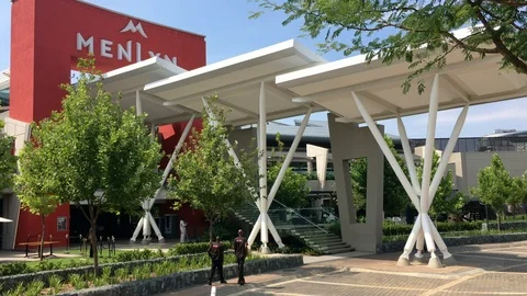 Menlyn Mall in Pretoria Video stock 101615836