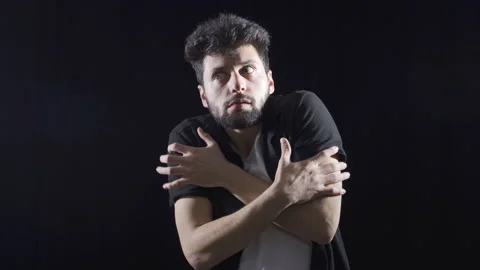 The mentally ill man becomes aggressive. Vidéo 222488317