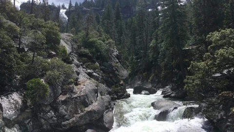 Merced Creek to Liberty Cap camera move Stock-Footage 90271550