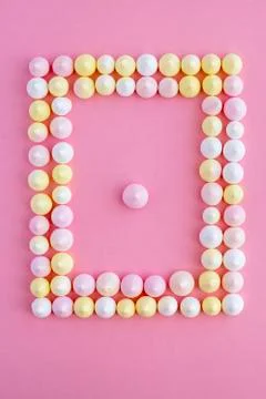 Merengue in the middle of the frame in the shape of a rectangle of meringue o Foto stock