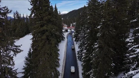 Meribel Mountain Road Van Pine Forest Bridge Aerial Drone Video Winter 4K Vídeo Stock 336288351