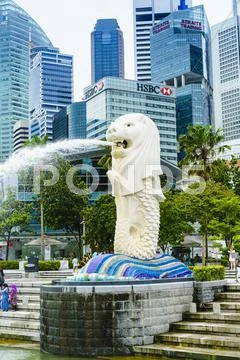 Merlion statue, the national symbol of Singapore and its most famous landmark, Stock Photos