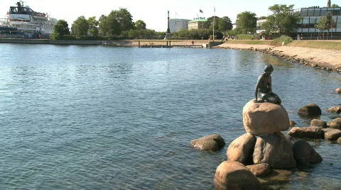 Mermaid 02 Stock Footage 768284